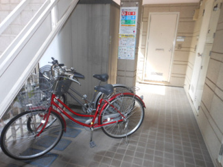 【その他共用部分】 | クローバーメゾン | 自転車駐輪スペース