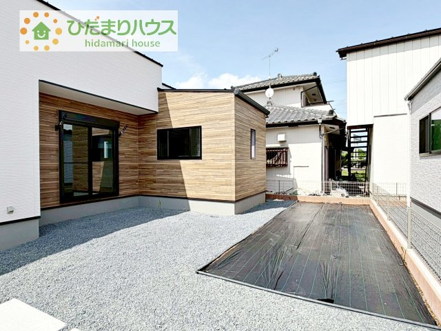 【庭】 | 筑西市幸町第1期　新築戸建　2号棟 | 日当たりの良い広い庭。友人や親せきが集まってＢＢＱをしたり、ペットと遊んだり。
一戸建てならではの楽しさが広がります(*^-^*)