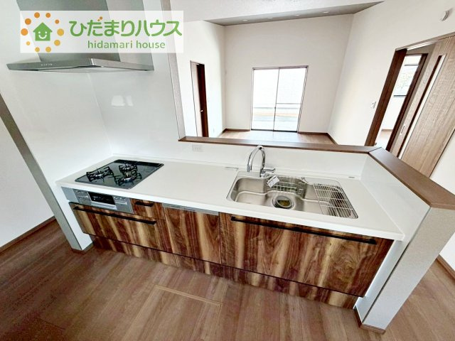 【キッチン】 | 筑西市幸町第1期　新築戸建　2号棟 | IHコンロでお子様とご一緒にお料理はいかがでしょうか(^^)/