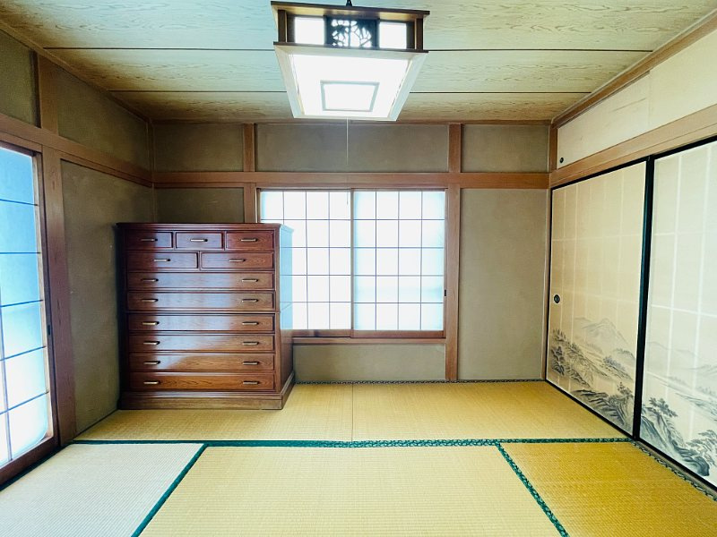 あきる野市草花　中古戸建の和室|2階和室