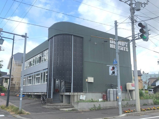 ダンディハイツ
