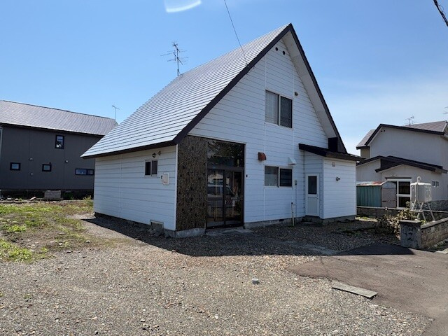 美唄市西三条北６丁目の一戸建て