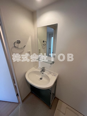【独立洗面台】 | プレールドゥーク上高井戸 | ※同間取り別号室写真です