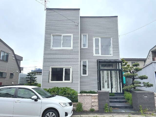 岩見沢市大和一条７丁目の一戸建て
