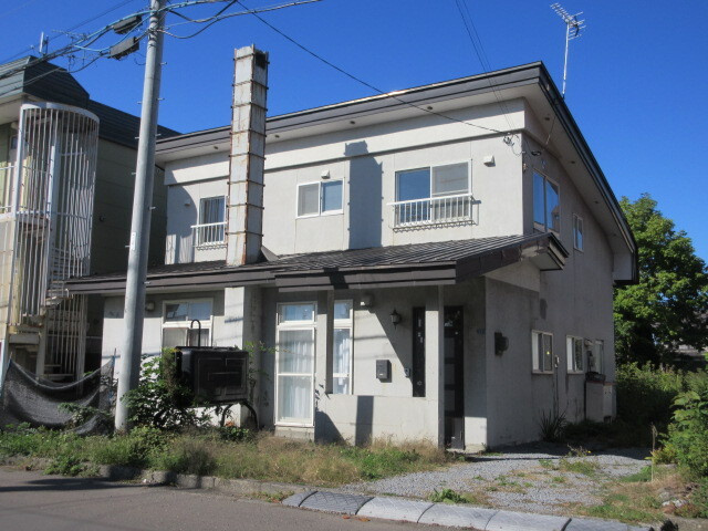 美唄市西二条北１丁目の一戸建て