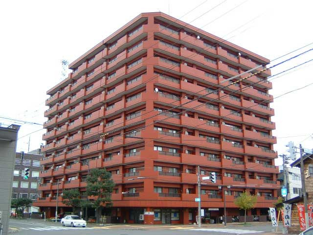 ロイヤルシャトー３条