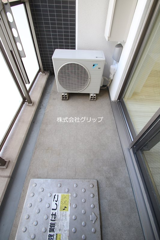 アーリアシティ川崎のバルコニー