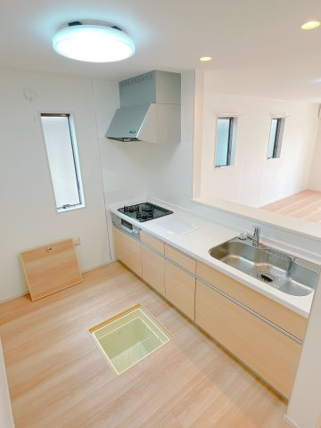 下新田町一戸建てのキッチン