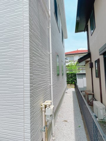 下新田町一戸建てのエントランス