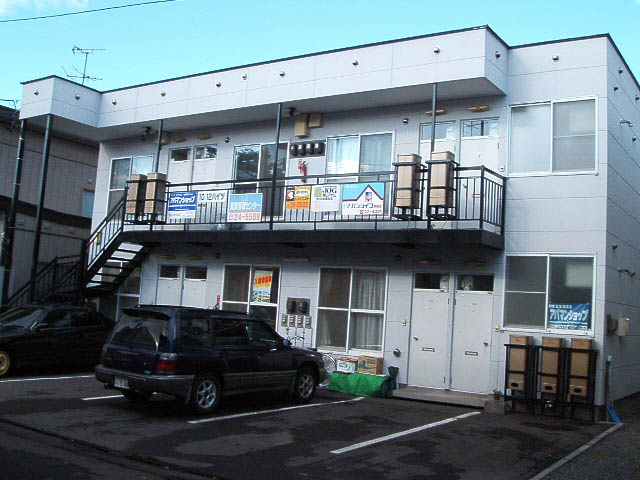 １０・１２ハイツ