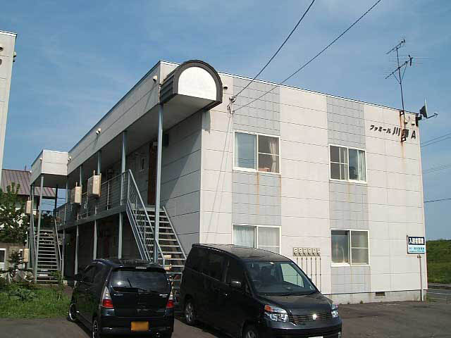 ファミール川端Ａ