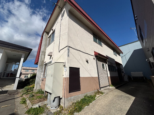 川端２－６貸家