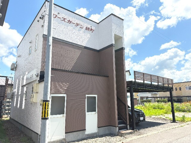 旭川市錦町１２丁目のアパート