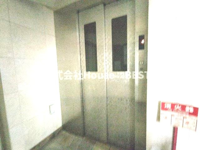 プレサンス神戸メリケンパーク前のロビー