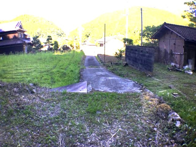 【外観】 | 阿草貸家 | 進入路