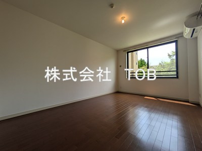 【子供部屋】 | エストライフつつじヶ丘七番館 | 洋室9.4帖