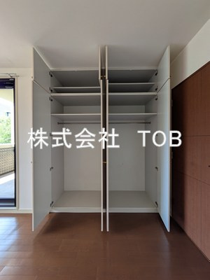 【収納】 | エストライフつつじヶ丘七番館 | 洋室9.4帖　収納