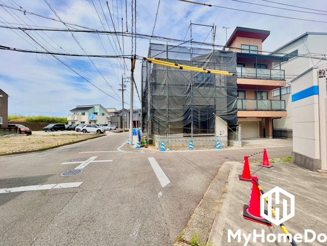 西区こも原町　1期の前面道路含む現地写真