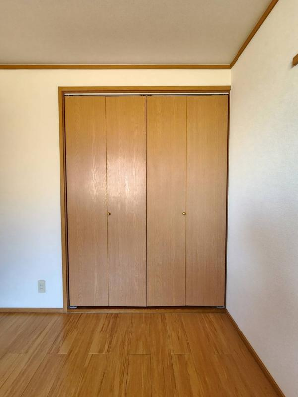 ステーションフロントハイツⅡの収納|※反転タイプのお写真です。