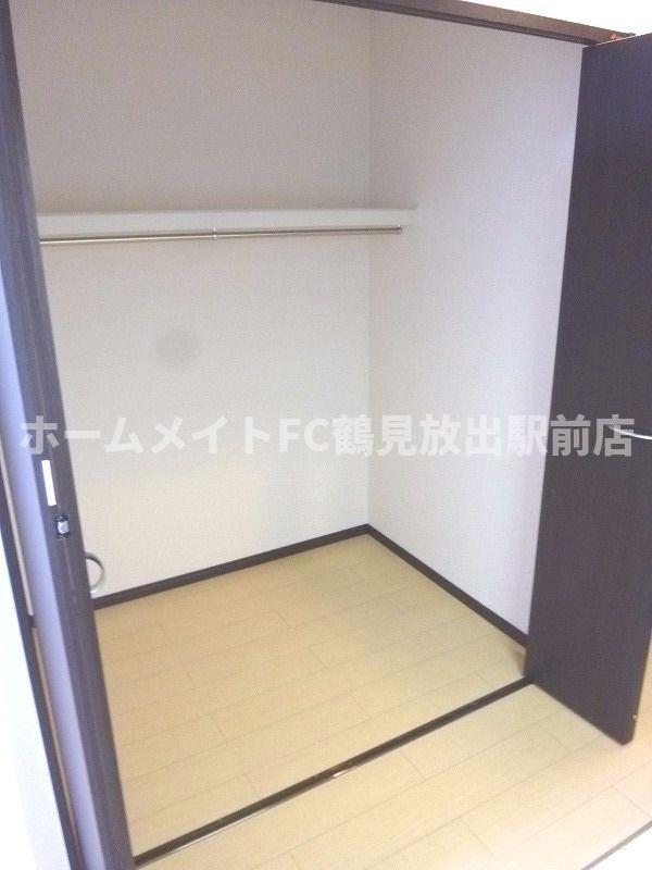大阪市城東区諏訪４丁目のアパートの収納