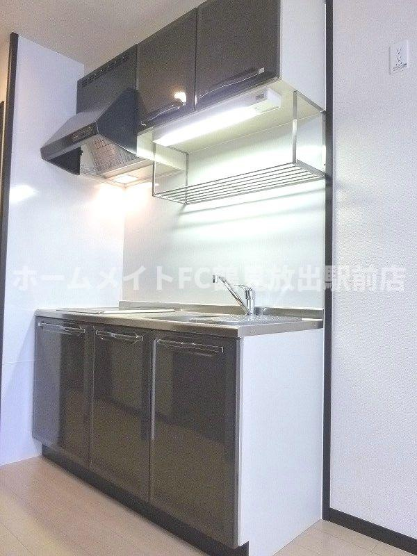 大阪市城東区諏訪４丁目のアパートのキッチン