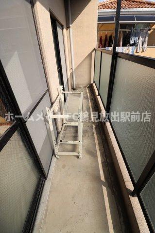 大阪市鶴見区今津中３丁目の賃貸マンションのバルコニー