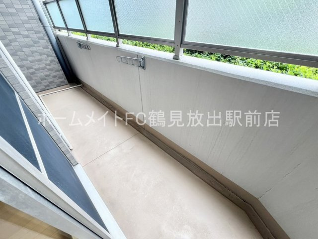 大阪市鶴見区緑２丁目の賃貸マンションのバルコニー