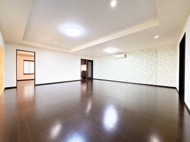 【中古戸建】行田持田３丁目の居間・リビング|１階リビング