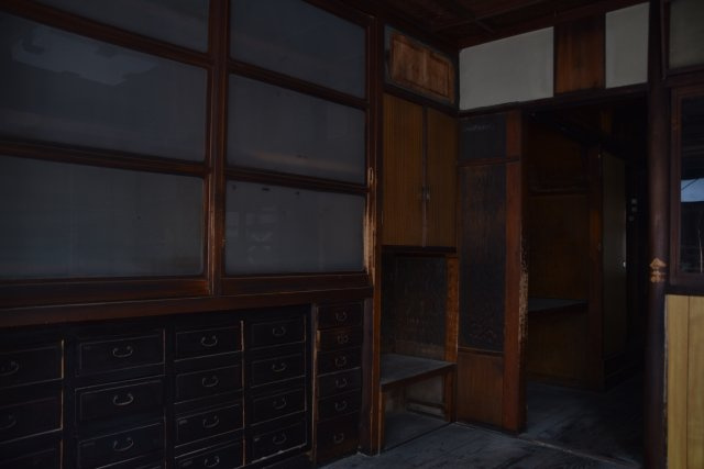 伏見 元和菓子屋さんの京町家の内装