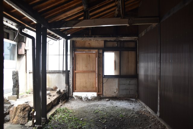 伏見 元和菓子屋さんの京町家の庭