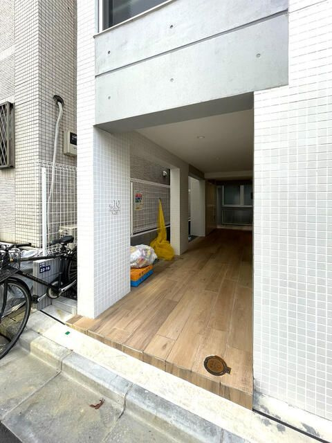 ｔｈｅ１０　　ＡＫＡＢＡＮＥ　ＷＥＳＴの駐車場