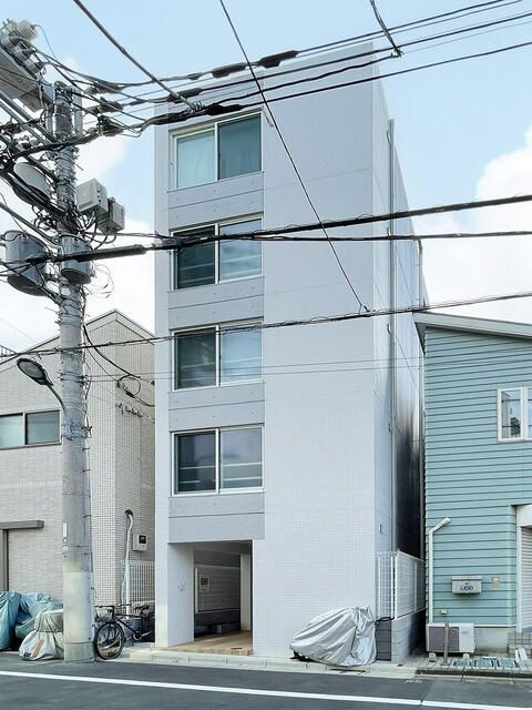ｔｈｅ１０　　ＡＫＡＢＡＮＥ　ＷＥＳＴの外観