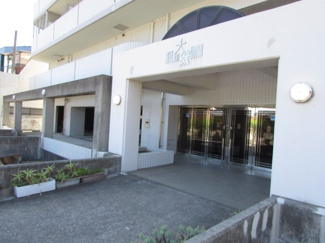 【エントランス】 | ～商談中～レックイン大磯 | 現地エントランス写真です。