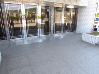【エントランス】 | ～商談中～レックイン大磯 | 現地エントランス写真です。