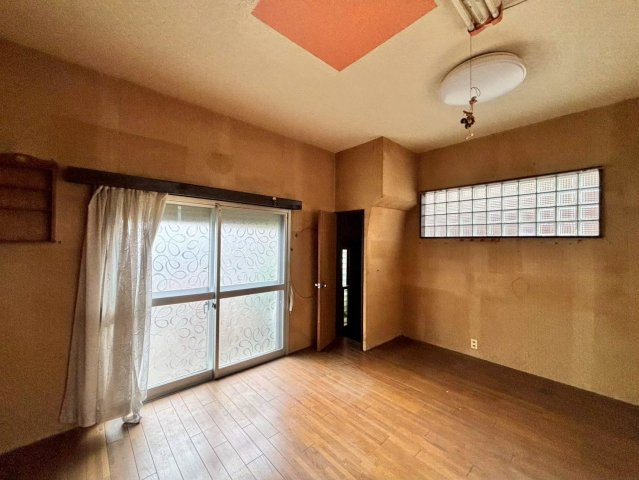 香取市小見川　中古戸建の洋室