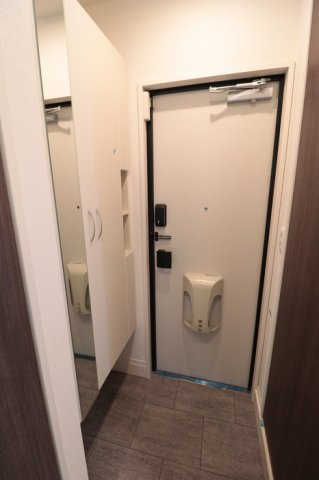 グラナーデ成城学園前Aの玄関|※他部屋参考写真