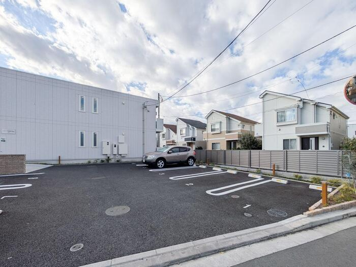 グラナーデ成城学園前Aの駐車場