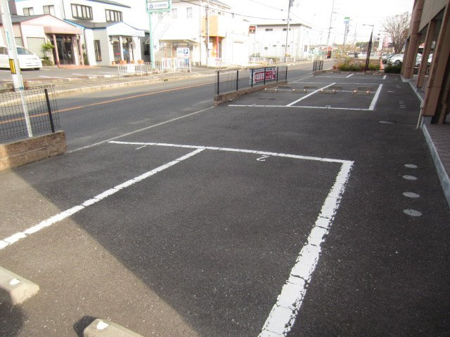 【駐車場】