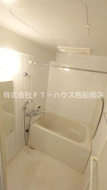 ラ・パシフィックビルＣ棟の浴室