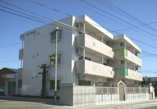 フォーティーワンテラスの外観