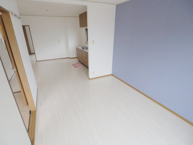 セジュール大谷 B棟の居間・リビング