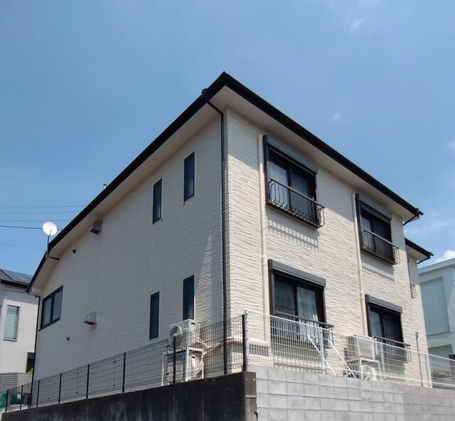 川崎市麻生区王禅寺西１丁目のアパートの外観