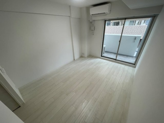 神戸市中央区日暮通１丁目の賃貸マンションの居間・リビング