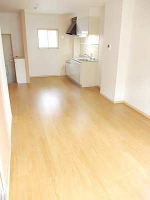 【居間・リビング】 | ニューシティしみず２ | こちらの居間で趣味の時間をお楽しみください
