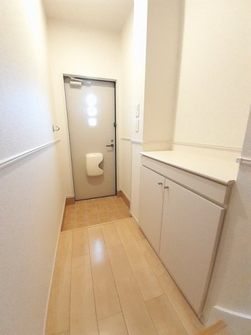 ｒｉｖｅｒ　ｓｉｄｅはるか　Ｃの玄関|ゆったりとした玄関です
