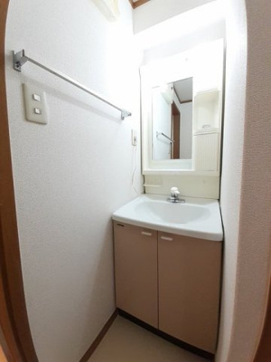 【洗面所】 | ヒルズ・コート | コンパクトで使いやすい洗面所
