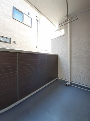 アルモニー中野　Ｂ棟のバルコニー|バルコニーがあります