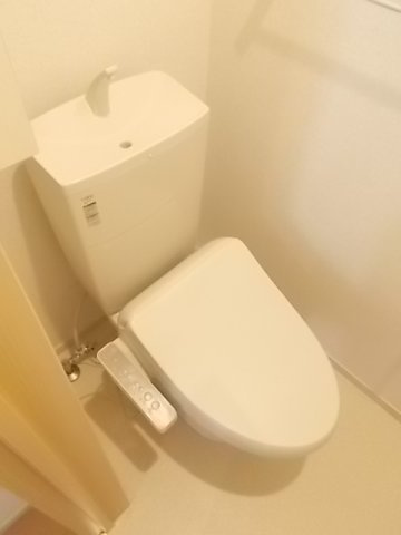 フルハウス幸Ⅰのトイレ|シンプルで使いやすいトイレです
