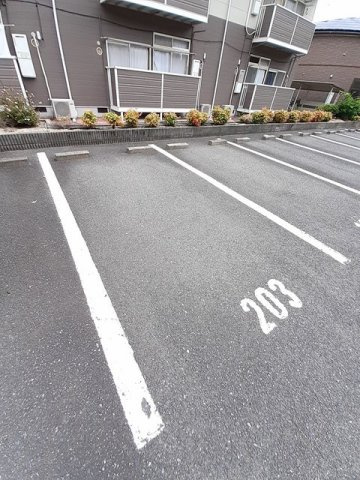 ニューシティアルカディアの駐車場|駐車場があります