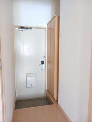 【玄関】 | グリーンハイツ | 落ち着いた玄関です